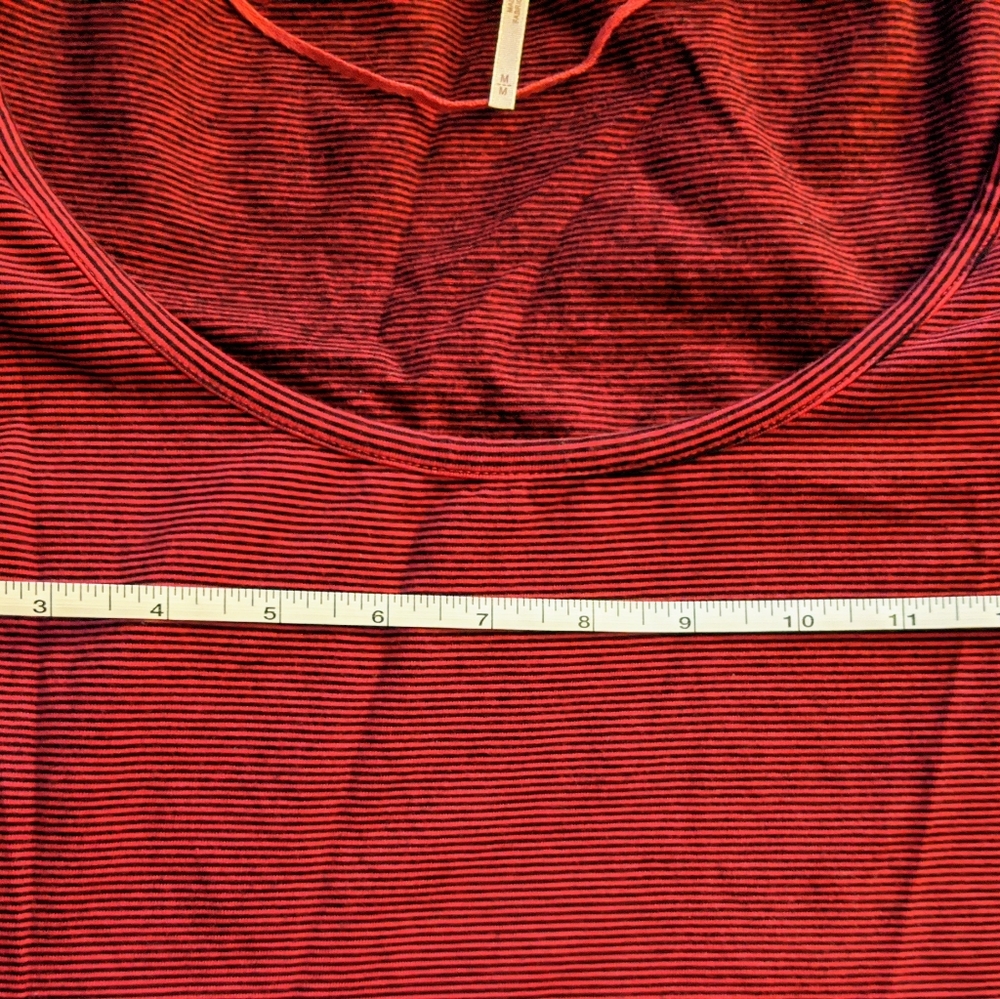 Free People Penelope Puff Sleeve Red Top size M - Picture 11 of 12